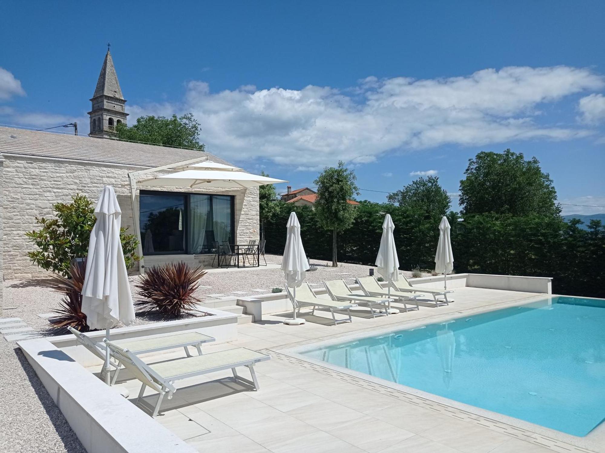 Terra Histria - Boutique Stone House Villa Oprtalj Bagian luar foto